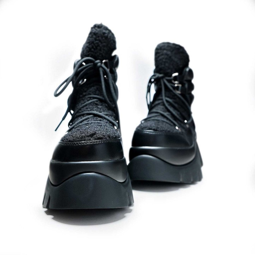 Clearance Black Fluffy Vilun Winter Boots | Koi Footwear Snow Boots